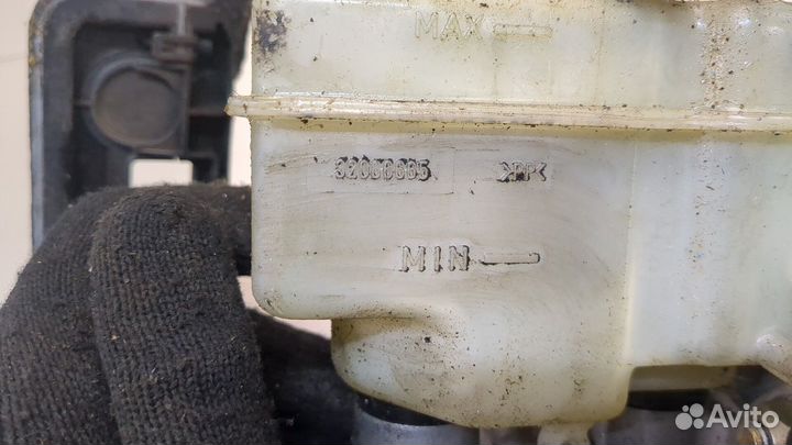 Цилиндр тормозной главный BMW 5 E39, 1996