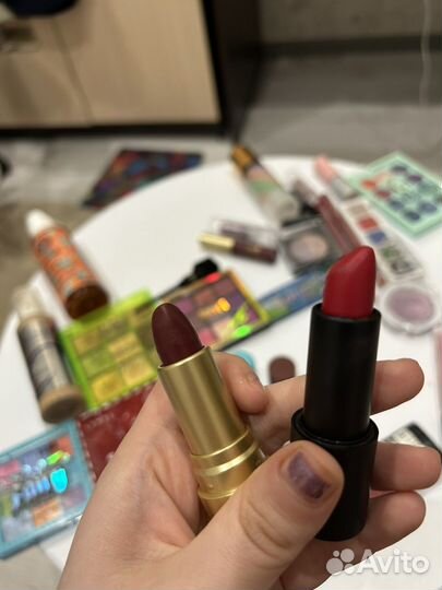 Набор косметики пакетом бронь