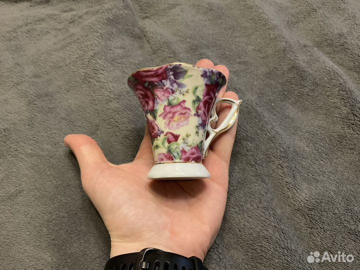 Чайный сервиз с розочками