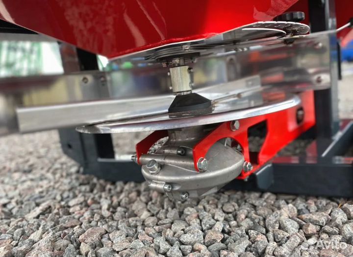 Разбрасыватель удобрений, 2022