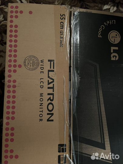 Монитор LG Flatron W2241S (55 см 21,6 inch)