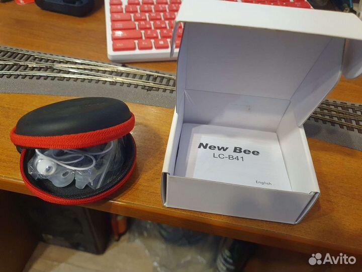 Блютуз гарнитура