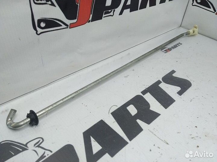 Упор капота Mitsubishi Outlander XL