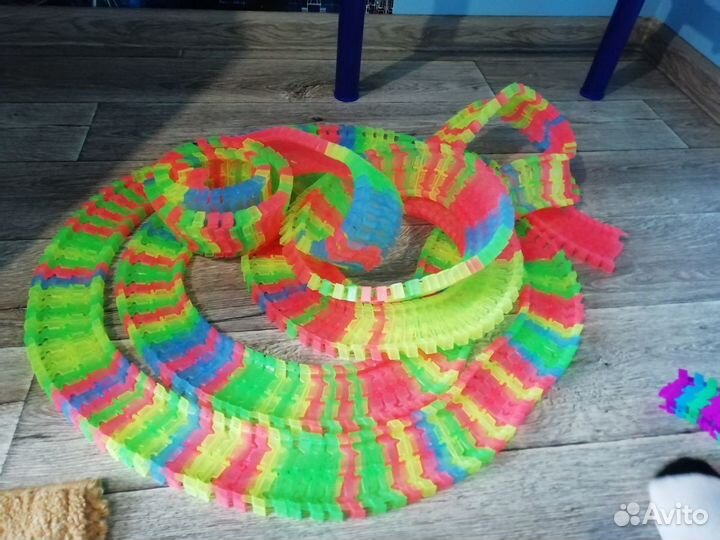 Детская святящаяся трасса