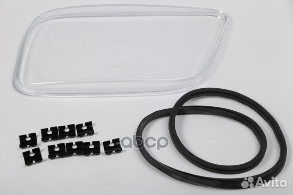 Стекло фары левое MB Actros/Axor BM 943 8801024