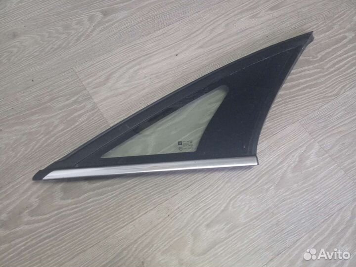 Форточка задняя правая Opel Vectra C