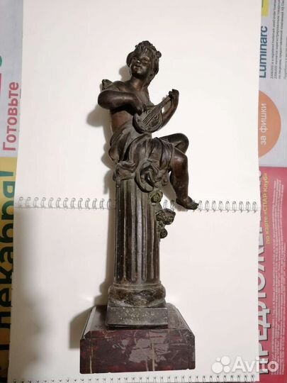 Каминные статуэтки