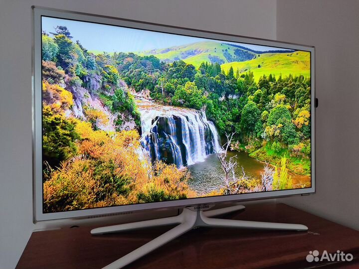 Телевизор Samsung SMART tv 32