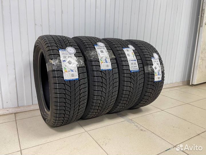 Triangle PL01 225/60 R18