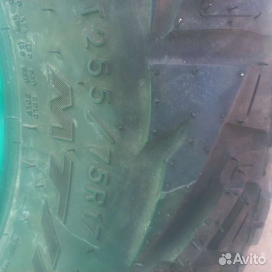 Goodyear Wrangler MT/R Kevlar 255/75 R17 111