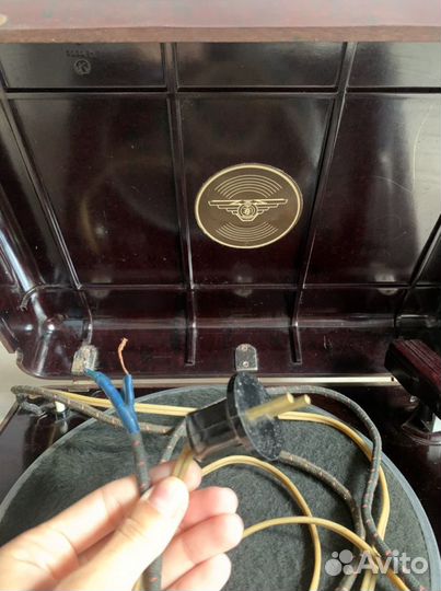 Проигрыватель винила