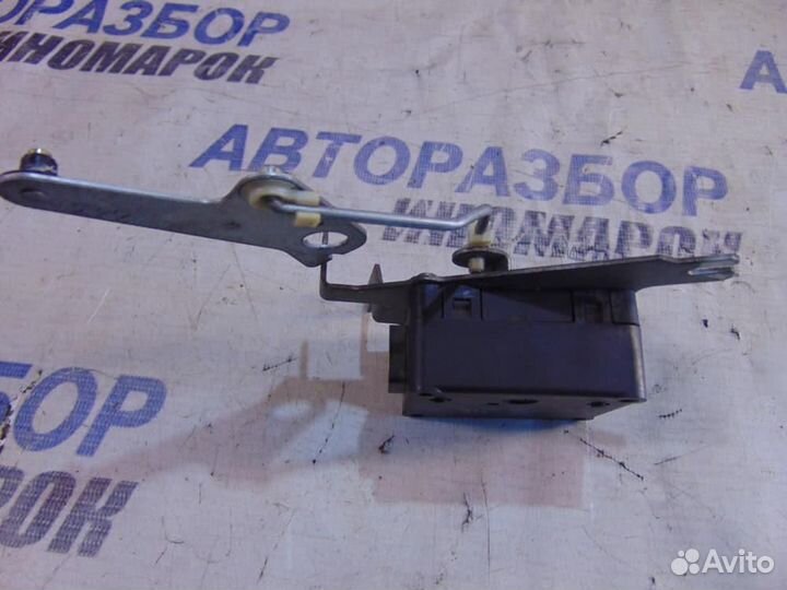 Моторчик заслонки печки для Mitsubishi RVR 1 1991