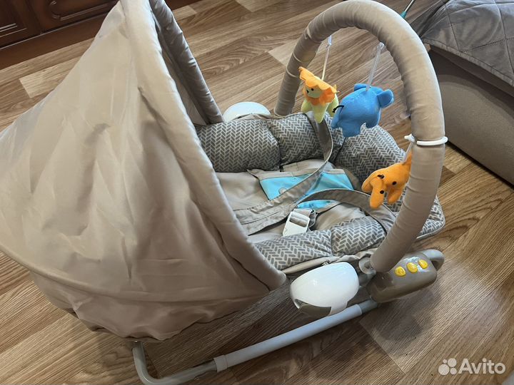 Шезлонг для новорожденных