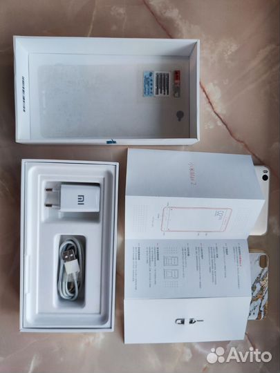 Xiaomi Mi Max 2, 4/64 ГБ