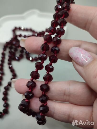 Бусы под гранат