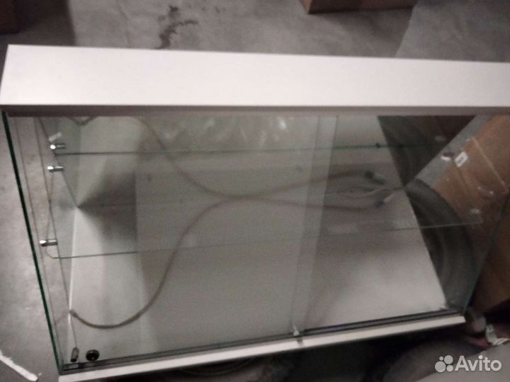 Витрина/полка стеклянная