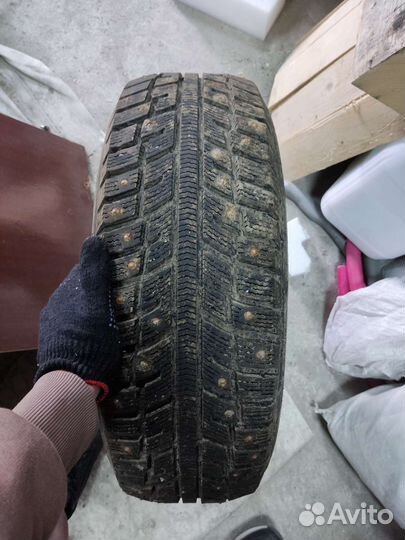 Kumho I'Zen KW22 205/65 R15 94T