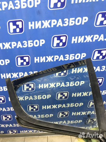 Форточка двери задняя правая Skoda Octavia A7