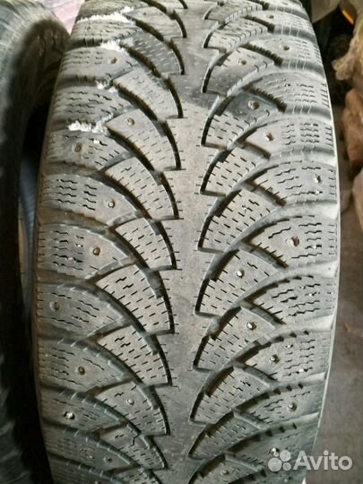 Accelera Ultra 2 215/60 R16