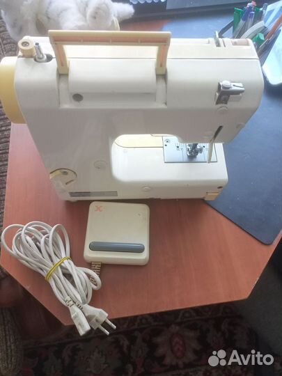 Швейная машина Jaguar