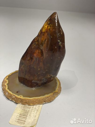 Камень Янтарь