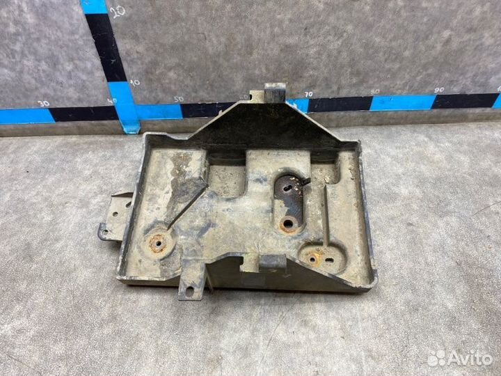 Площадка под аккумулятор Mazda Cx-7 2.3 L3VDT