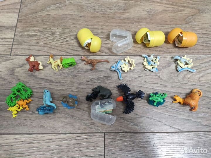 Игрушки из Киндер и чупа-чупс разные