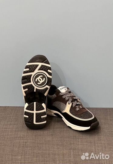 Женские кроссовки chanel