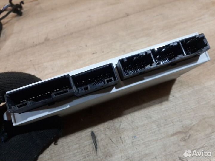 Блок электронный передний правый Bmw 7-Series E65