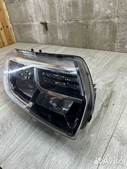Фара передняя правая Renault Logan 2 K7M 2018