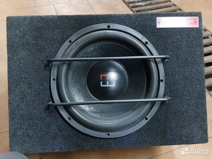 Активный сабвуфер