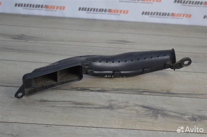 Патрубок воздухозаборника Ford Focus 3 хетчбэк 5D