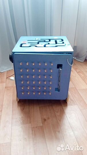 Бизиборд машина