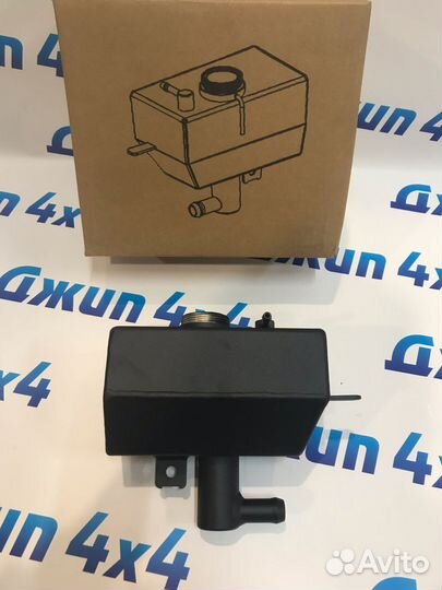 Алюминиевый бачок расширительный Jeep Wrangler