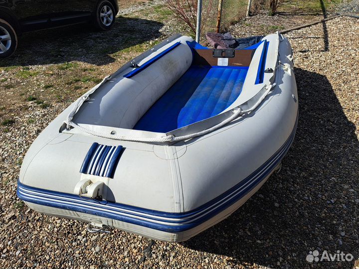 Продам лодку Solar 380 б/у с тентом