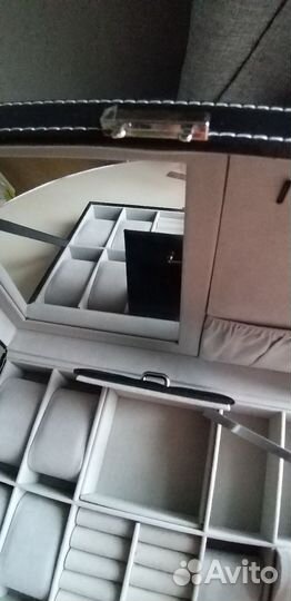 Шкатулка для украшений и часов