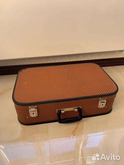 Чемодан 1985 год, Литва