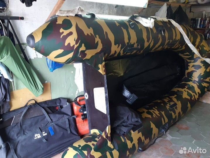 Лодка профмарин 320