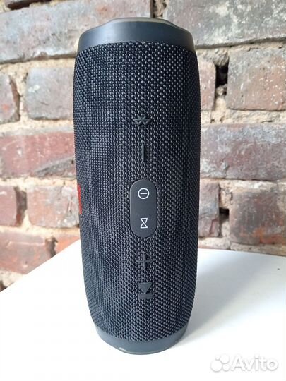 Колонка портативная JBL Charge 3