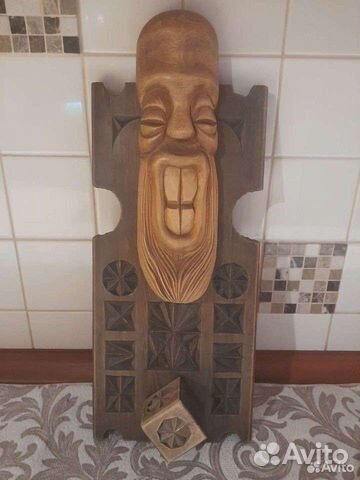 Маска из дерева