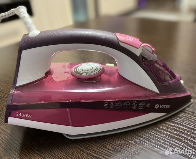 Утюг Vitek