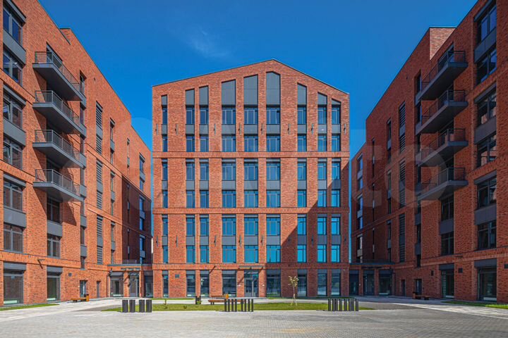 4-к. квартира, 134,3 м², 2/9 эт.