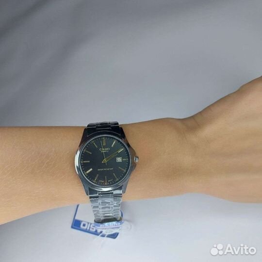 Часы Casio