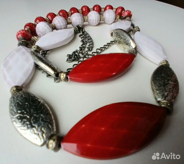 Ожерелье на цепочке бусы