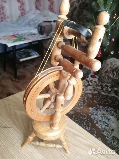 Прялка деревянная старинная сувенир