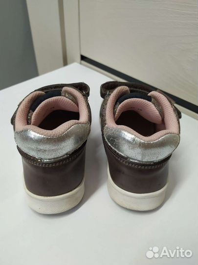 Ботинки для девочки