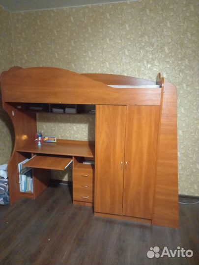 Продаю кровать чердак