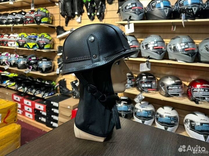 Каска для мото кожзам черная