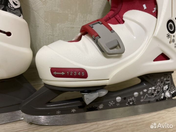 Коньки новые