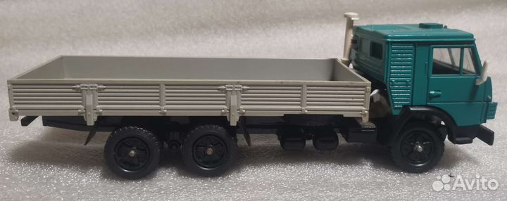 Модель камаз 53212 ранний под винт 1:43 элекон
